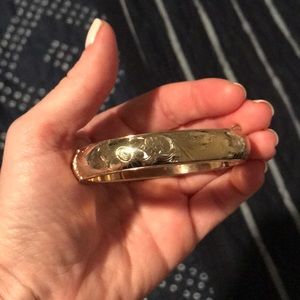 Floral vintage gold plated bracelet